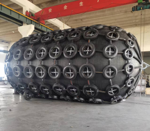 4,5m X 9m 50kPa Nave pneumatica Yokohama per spedire parabordo marino di ormeggio